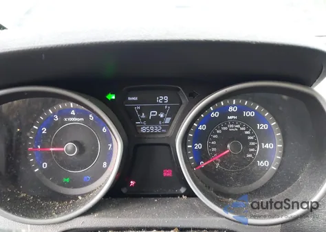 2016 Hyundai Elantra Se z USA, uszkodzony, nr VIN KMHDH4AE3GU621615